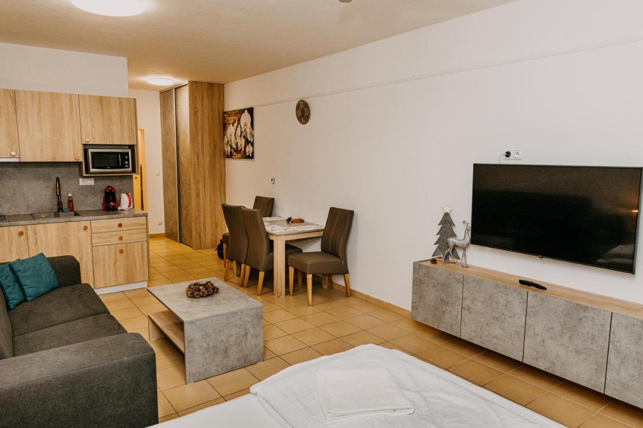 Apartamento Fatrapark 2, Ap217 Ruzomberok Exterior foto